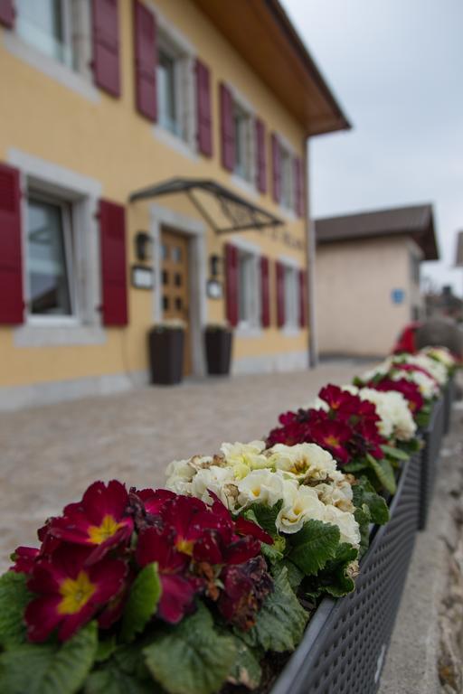 Auberge Le Relais Chavannes De Bogis Exterior foto